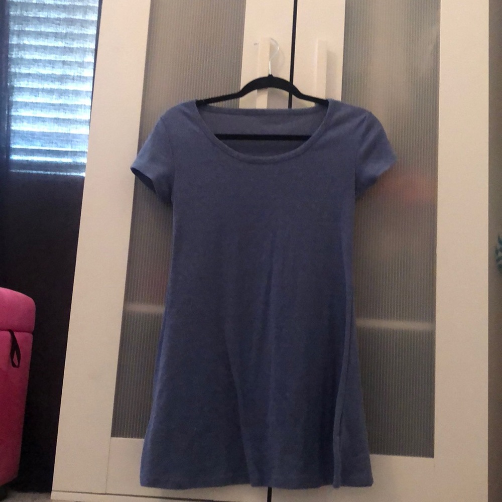 Short sleeve dress